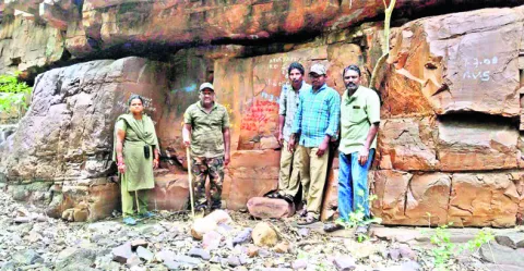 పాల కొండలు అటవీ ప్రాంతంలో కూంబింగ్‌