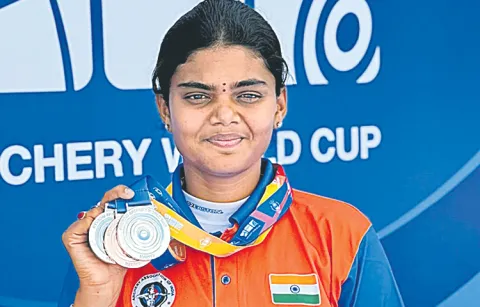 Jyoti Surekhas hat trick in Archery World Cup5