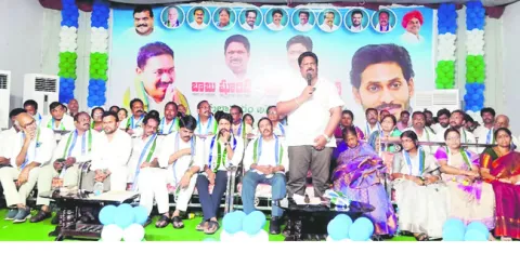 కూటమి ప్రభుత్వంలో పోలీస్‌ వ్యవస్థ నిర్వీర్యం 