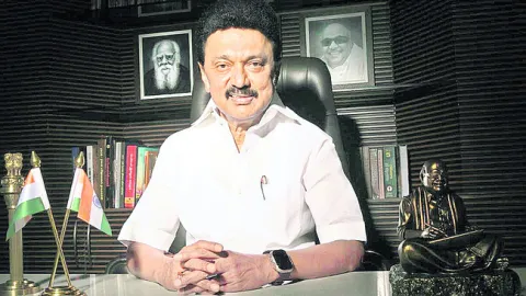 మతతత్వ శక్తుల వ్యూహాల్ని ఛేదిద్దాం! 