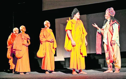 ఆలోచింపజేసిన ‘బుద్ధుడితో నా ప్రయాణం’