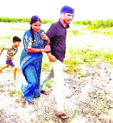 ఇందిరమ్మ ఇల్లు రాలేదని కాంగ్రెస్‌ కార్యకర్త ఆత్మహత్యాయత