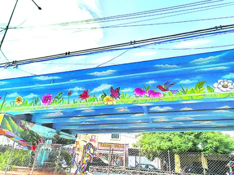 అంతా కల‘రింగ్‌’
