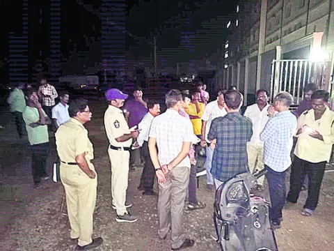 ‘కుబేర’ పైరసీ ప్రదర్శనపై ఫిర్యాదు 
