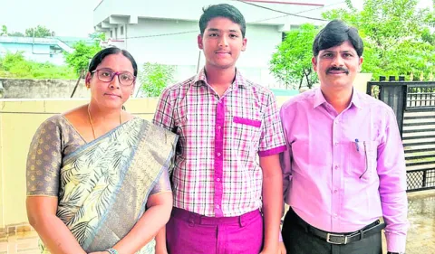 ఇద్దరు పిల్లలూ..