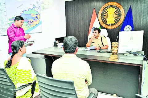 ఎస్పీ కార్యాలయానికి 40 అర్జీలు 