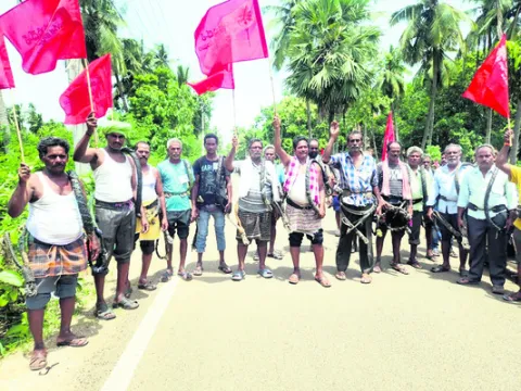 బెల్టుషాపులను ప్రోత్సహించడం సిగ్గుచేటు 
