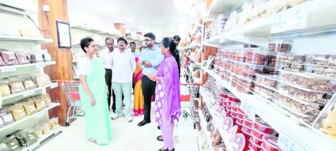 డిజిటల్‌ లావాదేవీలకు జిల్లా ఎంపిక