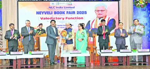 సాహిత్యానికి నిలయం... భారతదేశం