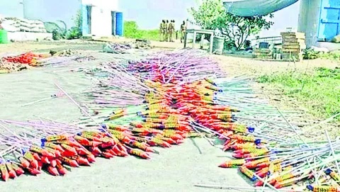 శివకాశిలో మెరుపు సమ్మె! 