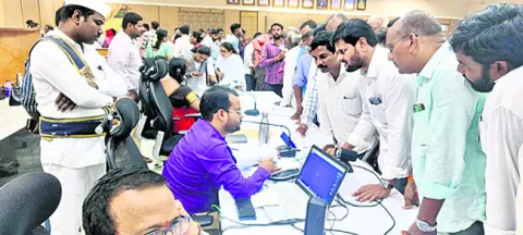 అర్జీలు పునరావృతం కాకూడదు 