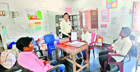 టీడీపీ నేత నుంచి కాపాడండి 