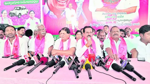 నీటిని తరలిస్తున్నా మంత్రి నోరుమెదపట్లే..