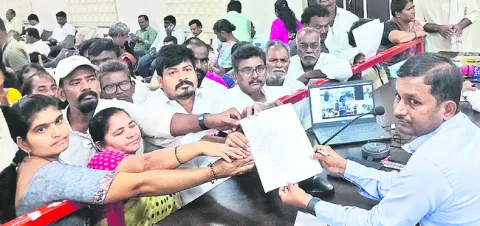 రూ.100 కోట్ల భూమి అన్యాక్రాంతం 