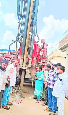 నీటి సమస్య పరిష్కారానికి రూ.18 లక్షలు 