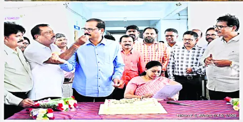 వర్సిటీలకు కొత్త కోర్సుల శోభ 
