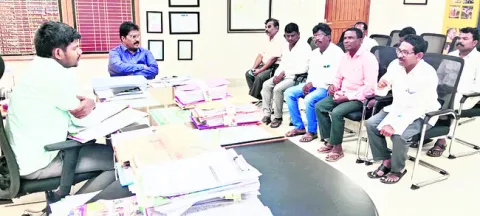 కొండర