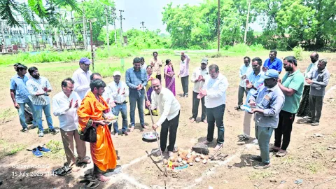 వ్యవసాయ విద్యుత్‌ సర్వీసులకు ప్రాధాన్యత