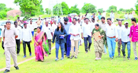 గుడిబండ వద్ద ‘డ్రై పోర్ట్‌’ 
