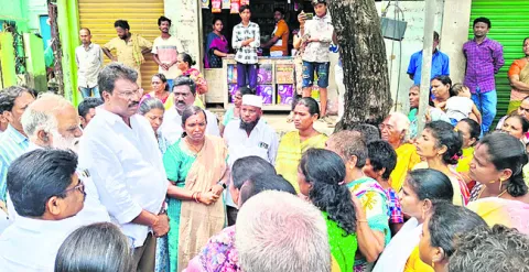 బాలిక కుటుంబానికి అండగా ఉంటాం 