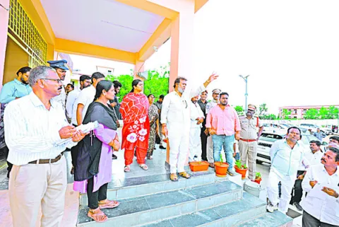 విద్య, వైద్యం హబ్‌గా అభివృద్ధి చేస్తాం