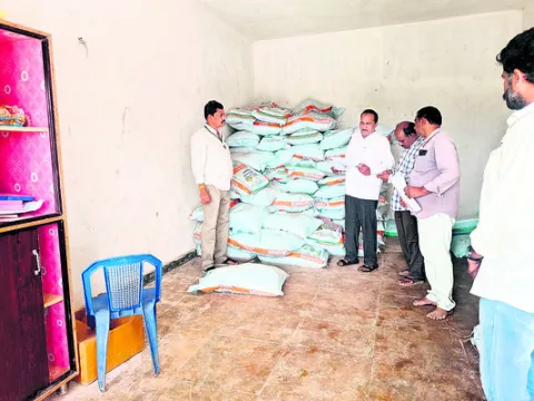 స్క్వాడ్‌ వస్తోంది.. జాగ్రత్త ! 