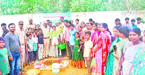 బోరు 