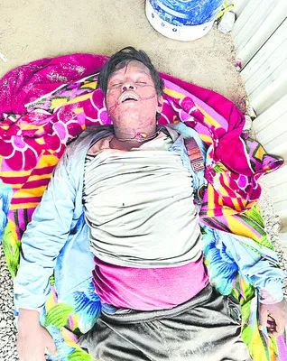కంపెనీ వాహనం ఢీకొని సెక్యూరిటీ గార్డ్‌ మృతి 