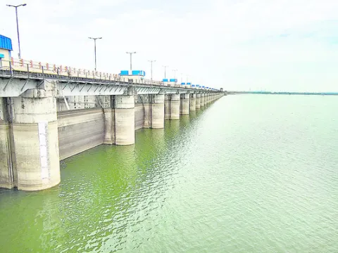 ‘ఎల్లంపల్లి’కి స్వల్పంగా వరద