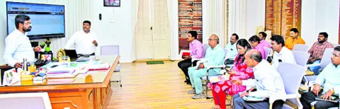 ‘పీ–4’ అమలుపై ప్రత్యేక దృష్టి