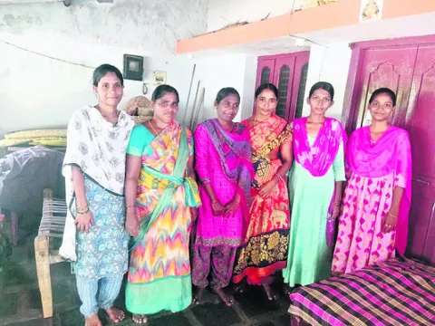 ఇందిరా డెయిరీ వాటాధనం పక్కదారి