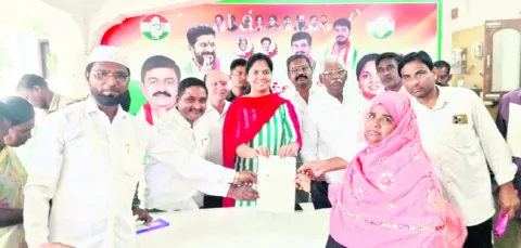 అర్హులందరికీ సంక్షేమ ఫలాలు 