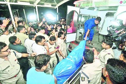 పొట్టంగిలో ఎంపీ బలభద్ర మజ్జి పర్యటన 