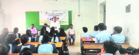 పర్యావరణాన్ని కాపాడుకుందాం 