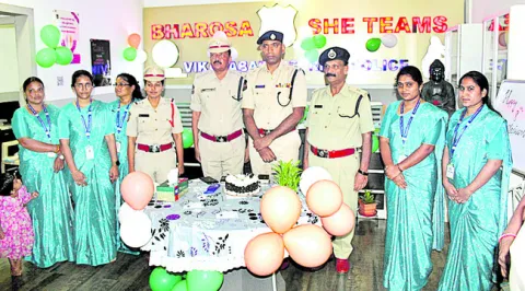 మహిళలకు అండగా భరోసా కేంద్రం 