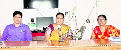 మంత్రుల సభ ఏర్పాట్ల పరిశీలన 