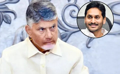 Chandrababu Following Ys Jagan In Implementing Welfare Schemes9