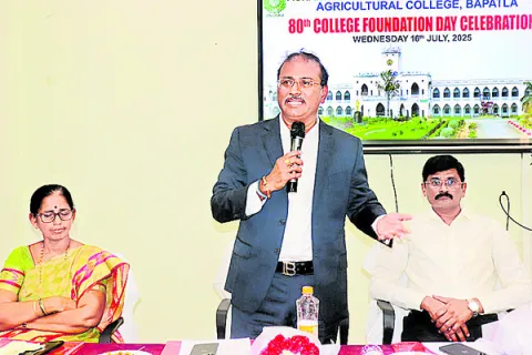 చరిత్రకు చిరునామా బాపట్ల వ్యవసాయ కళాశాల