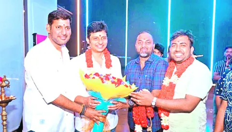 బ్లాక్‌ కాంబో రిపీట్‌
