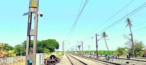 రైల్వే ట్రాక్‌లపై నిత్యం నిఘా 