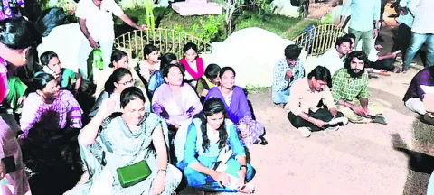 సచివాలయ ఉద్యోగుల్లో గందరగోళం 