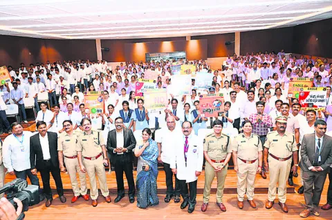 మాదక ద్రవ్యాలతో భవిష్యత్తు అంధకారం 