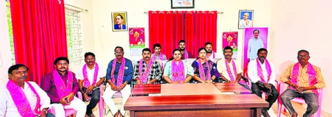 బీసీల ఆర్డినెన్స్‌ ఎన్నికల స్టంటే..