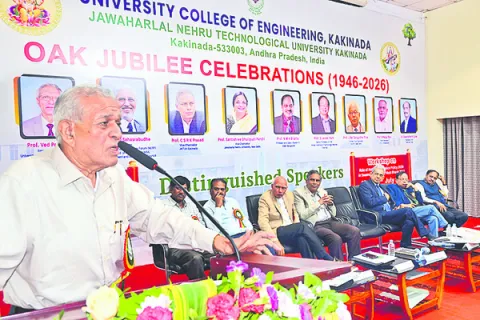 దేశ ప్రగతికి సాంకేతికతే వెన్నెముక 