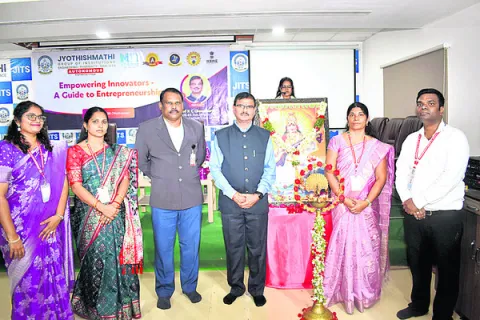 జ్యోతిష్మతిలో ఎంపవరింగ్‌ ఇన్నోవేటర్స్‌ 