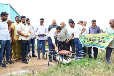 రైతులను ప్రోత్సహించాలి