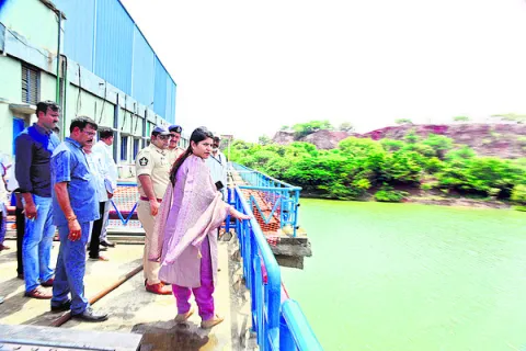 సీఎం పర్యటనకు ఏర్పాట్లు 