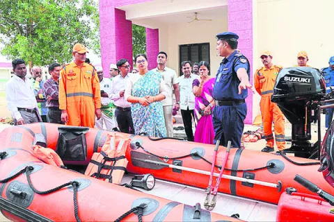 ముందస్తు చర్యలు చేపట్టాలి 