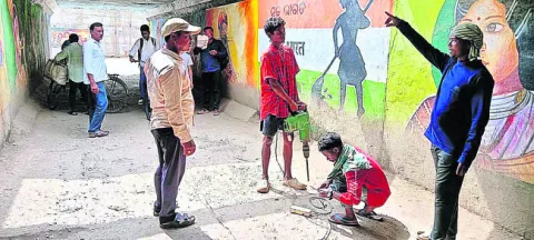 ● మరమ్మతులు ప్రారంభం