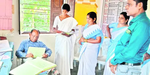ప్రజలకు మెరుగైన వైద్య సేవలందించాలి